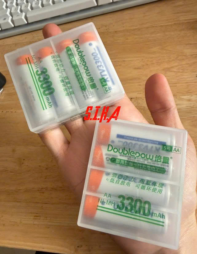 combo bộ sạc và 2 pin sạc (2)