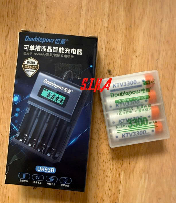 combo pin sạc và sạc nhanh (5)